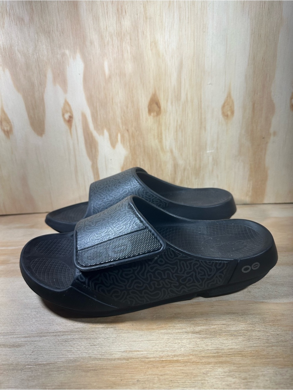 OOFOS Black Slide Sandals Men’s Size 9 - Picture 7 of 7